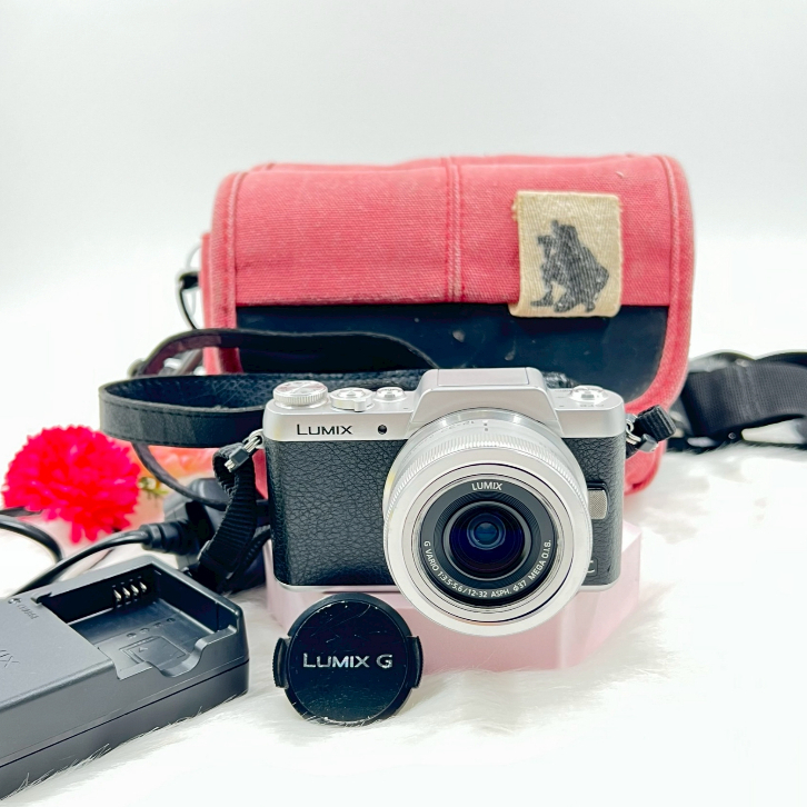 กล้อง Panasonic Lumix รุ่น GF8 พร้อมเลนส์