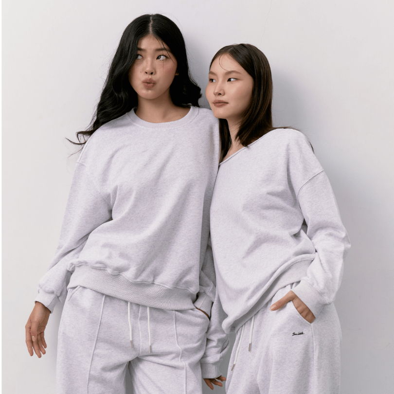 SAC.BKK ชุดเซ็ท Airport look คอกลม รุ่น Rounded Neck Sweatshirt With Wide Leg Joggers