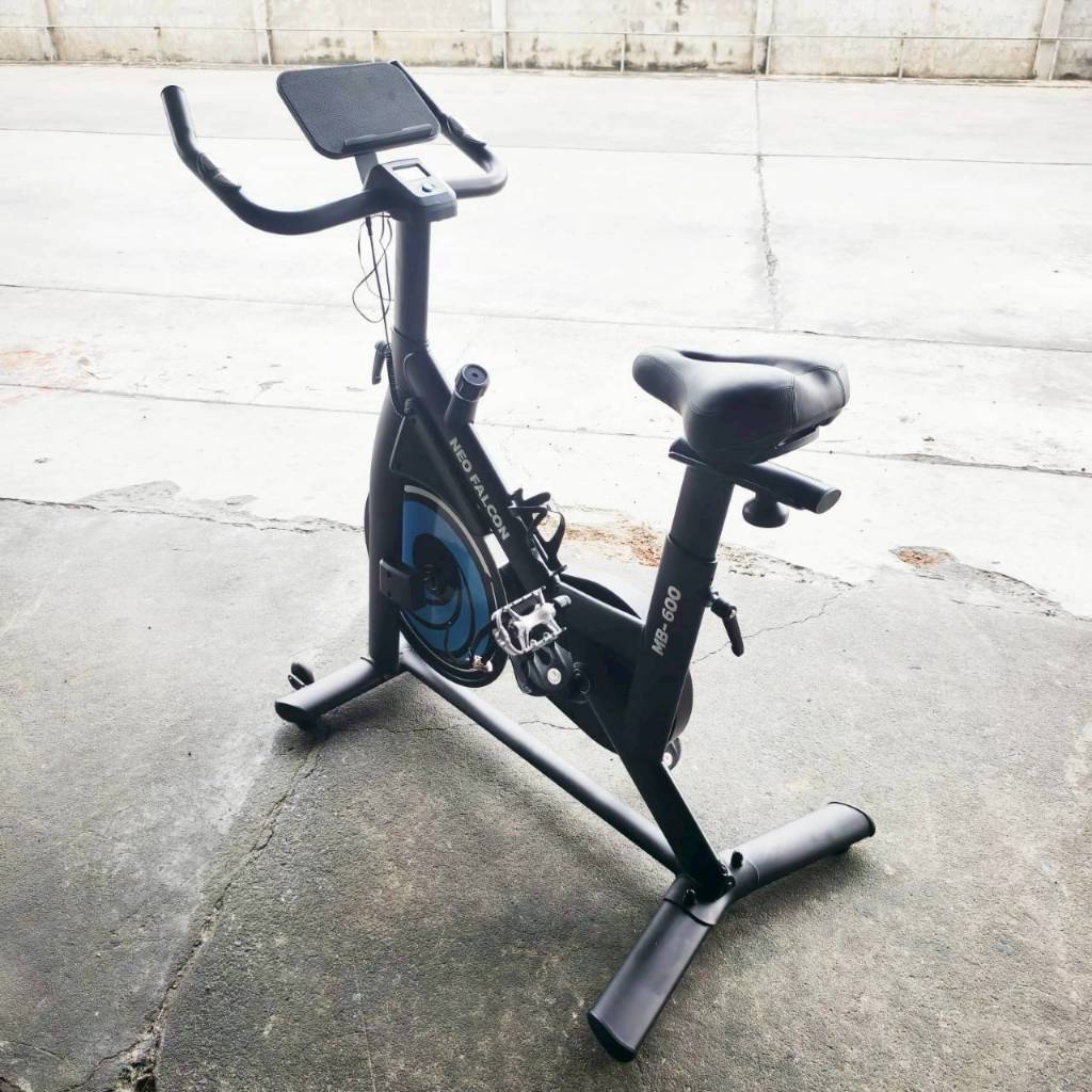 [ลดล้างสต๊อก] (จัดส่งเฉพาะกทม.) MERRIRA จักรยาน Spin Bike ระบบแม่เหล็ก รุ่น Neo Falcon MB-600 จานล้อ