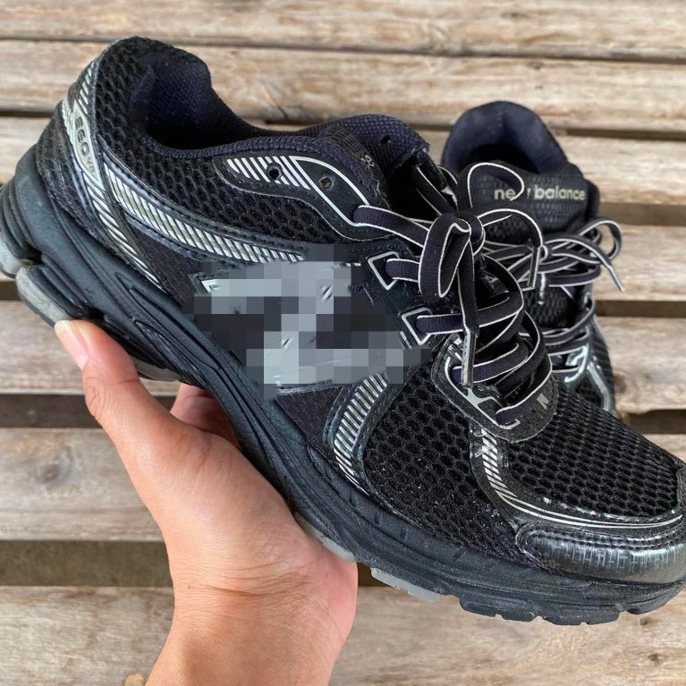 รองเท้ามือสอง New Balance 860v2