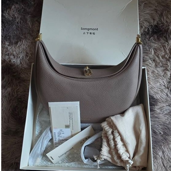 Songmont Luna Bag size M แท้ 100%