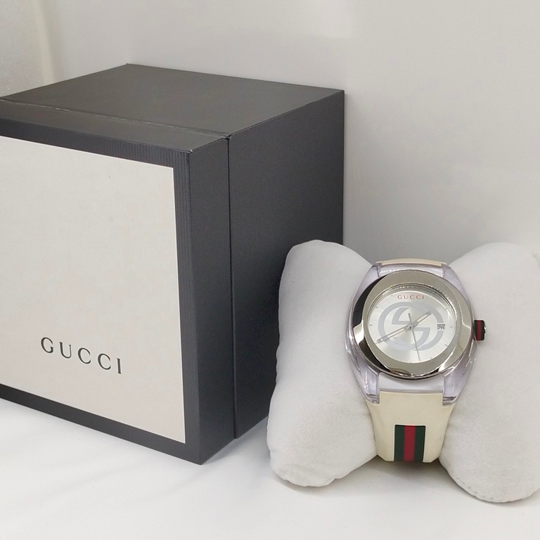 นาฬิกา Gucci SYNC 137.1 สีขาว สายเดิม ของแท้ มือสอง นาฬิกา Gucci สำหรับผู้ชาย ราคา