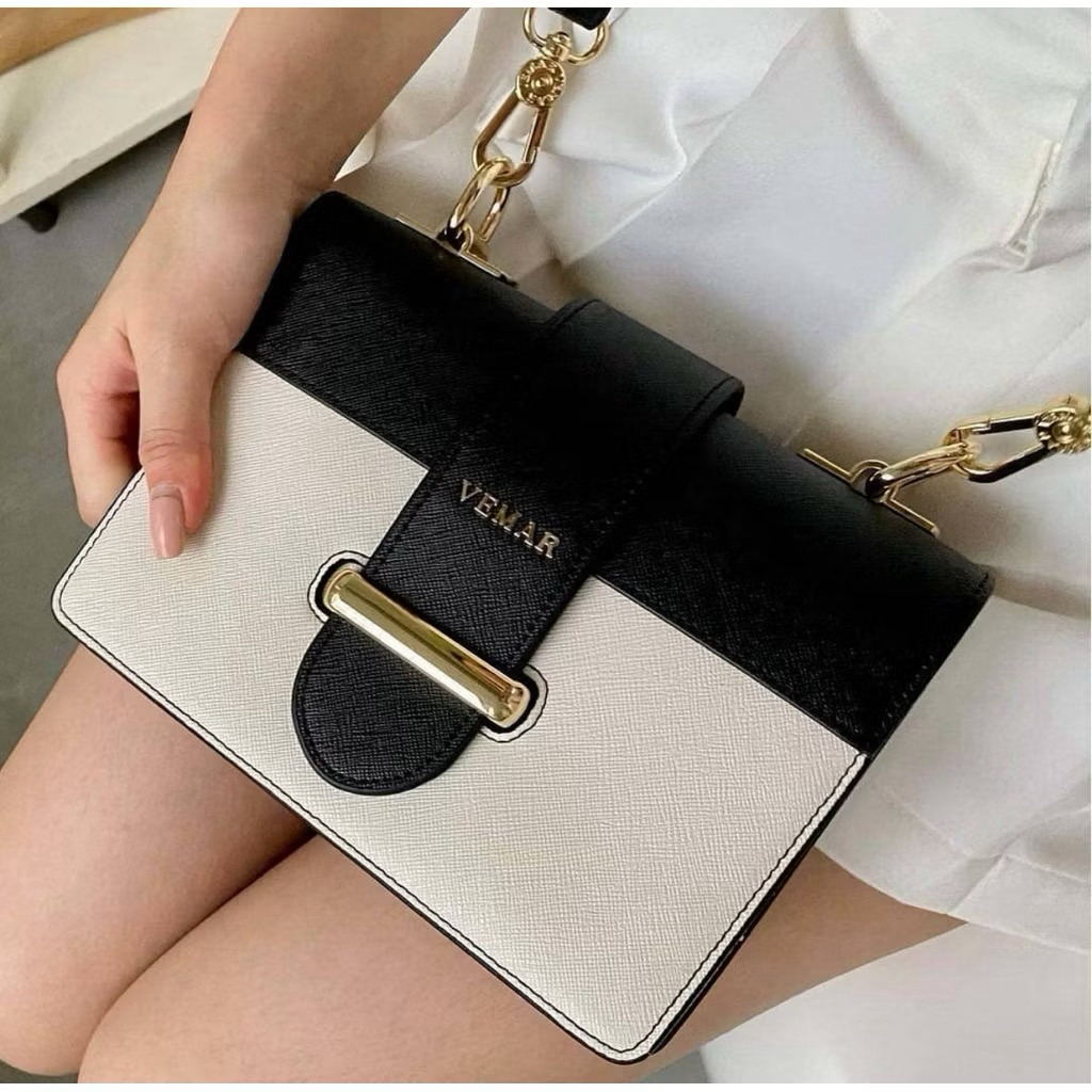 ส่งฟรี👜VEMAR CHARLOTTE - กระเป๋าเหลี่ยมทรงเล็กสีทูโทน สไตล์มินิมอลน่ารักสุบๆ#สภาพ95% สวยมาก