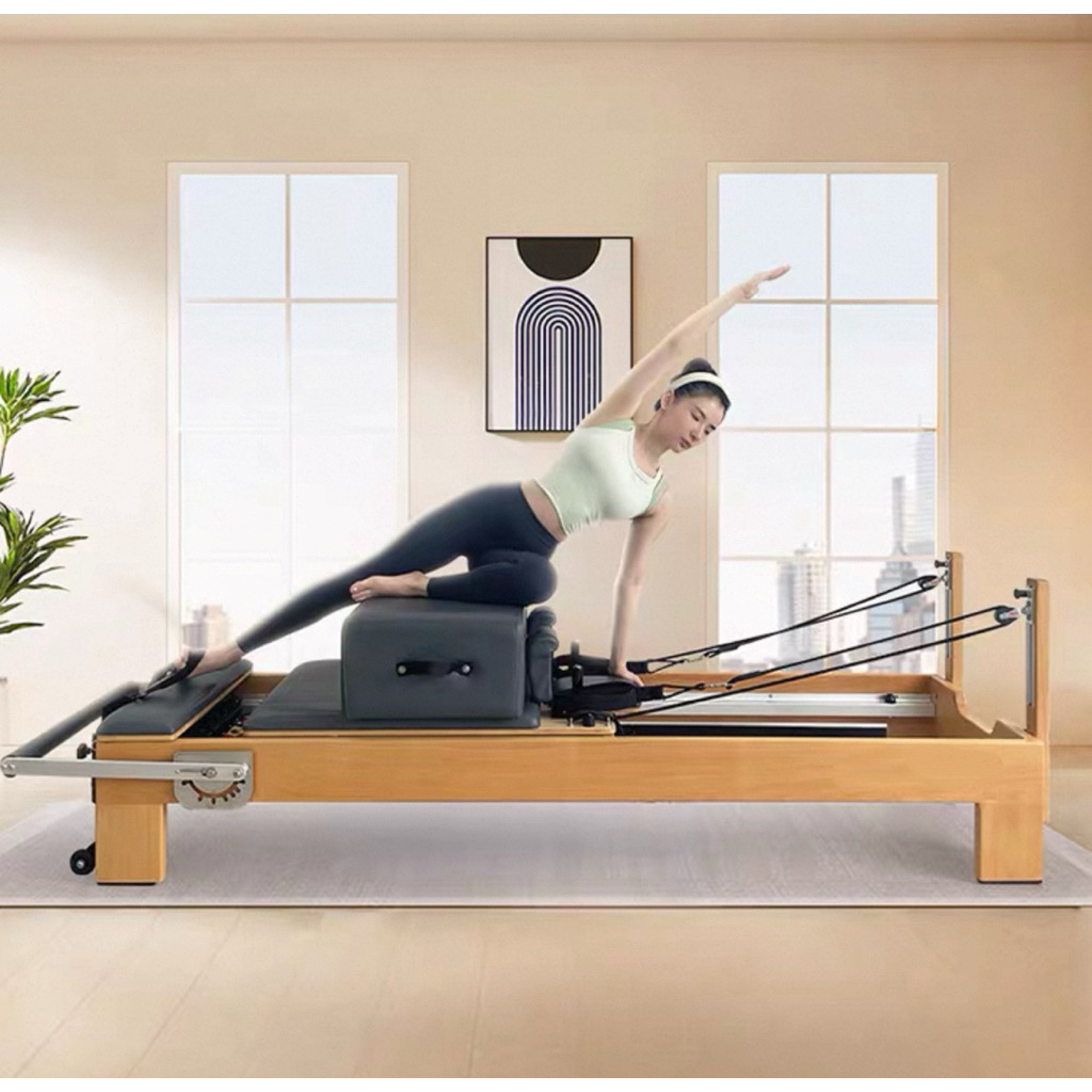 เครื่องพิลาทิสรีฟอร์มเมอร์ Pilates Reformer