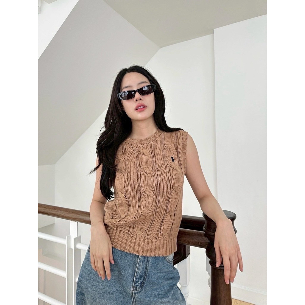 PL knitting top ” เสื้อไหมพรมแขนสั้น ดีเทลปักที่อกนะคะ