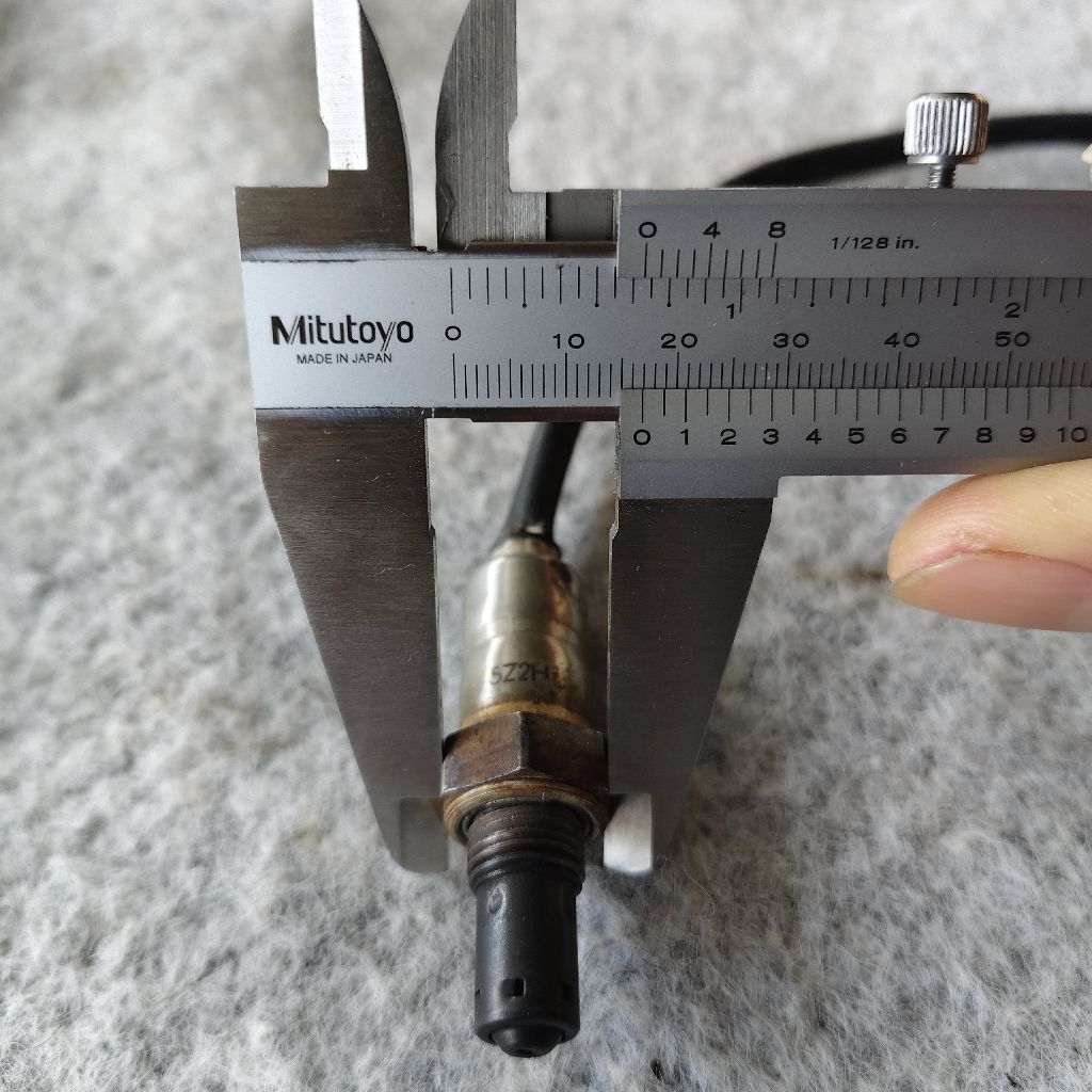 เซนเซอร์ O2 KLX250 D-TRACKER250 แท้ มือสองสภาพดี