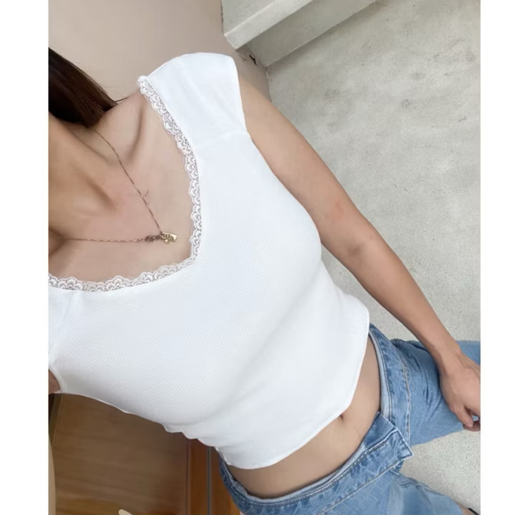 ส่งต่อ Midnight.lullabyy เสื้อยืดปาดไหล่ lace cloud top