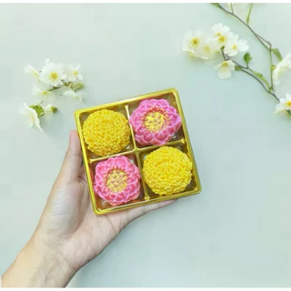 ขนมอาลัวดอกบัวจิ๋ว (อบขนมสดใหม่ทุกวัน ส่งวันถัดไป.)กล่องหัวใจ 8ชิ้น