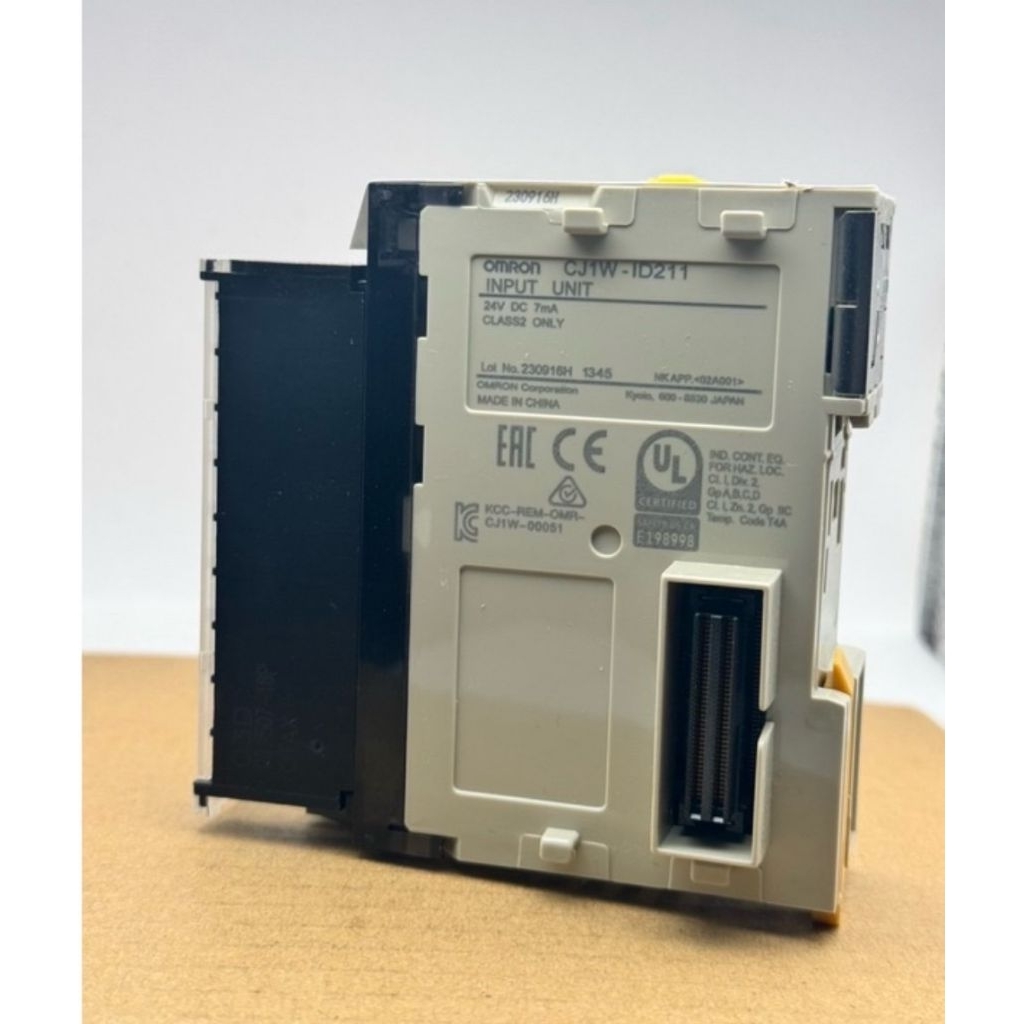 CJ Series Input Unit CJ1W-ID / IA (CJ1W-ID211) OMRON. สินค้าแท้ ราคาไม่รวมvat รับประกันสินค้าจากการผ