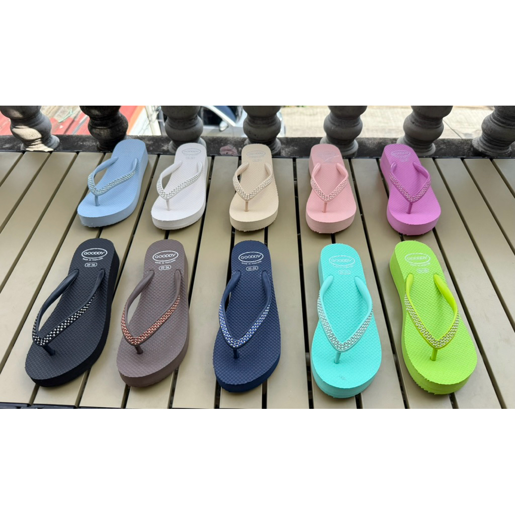 Awr 946 รองเท้าฟองน้ำส้นสูง by GOODDY รุ่นหูหนีบลูกปัดสลับสี