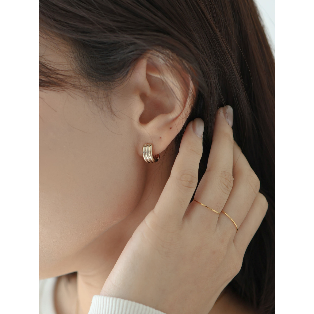 A.piece ต่างหู Classic combo collection : [silver 925 post] Butter one-touch earrings