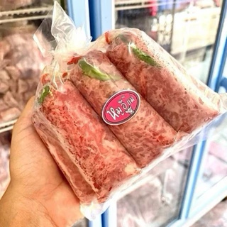 (ซื้อขั้นต่ำ 4 แท่งนะคะ) แหนมหมูอี๊แม่ 70กรัม หนังไม่แข็ง เก็บได้นานทานได้เลย