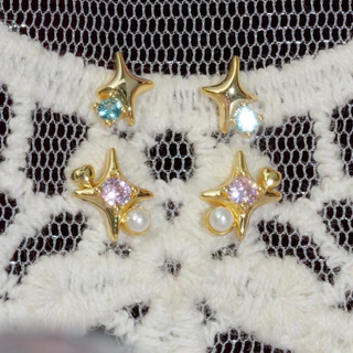 Sparkle star earrings ✨💖🎀🎄ราคาต่อคู่