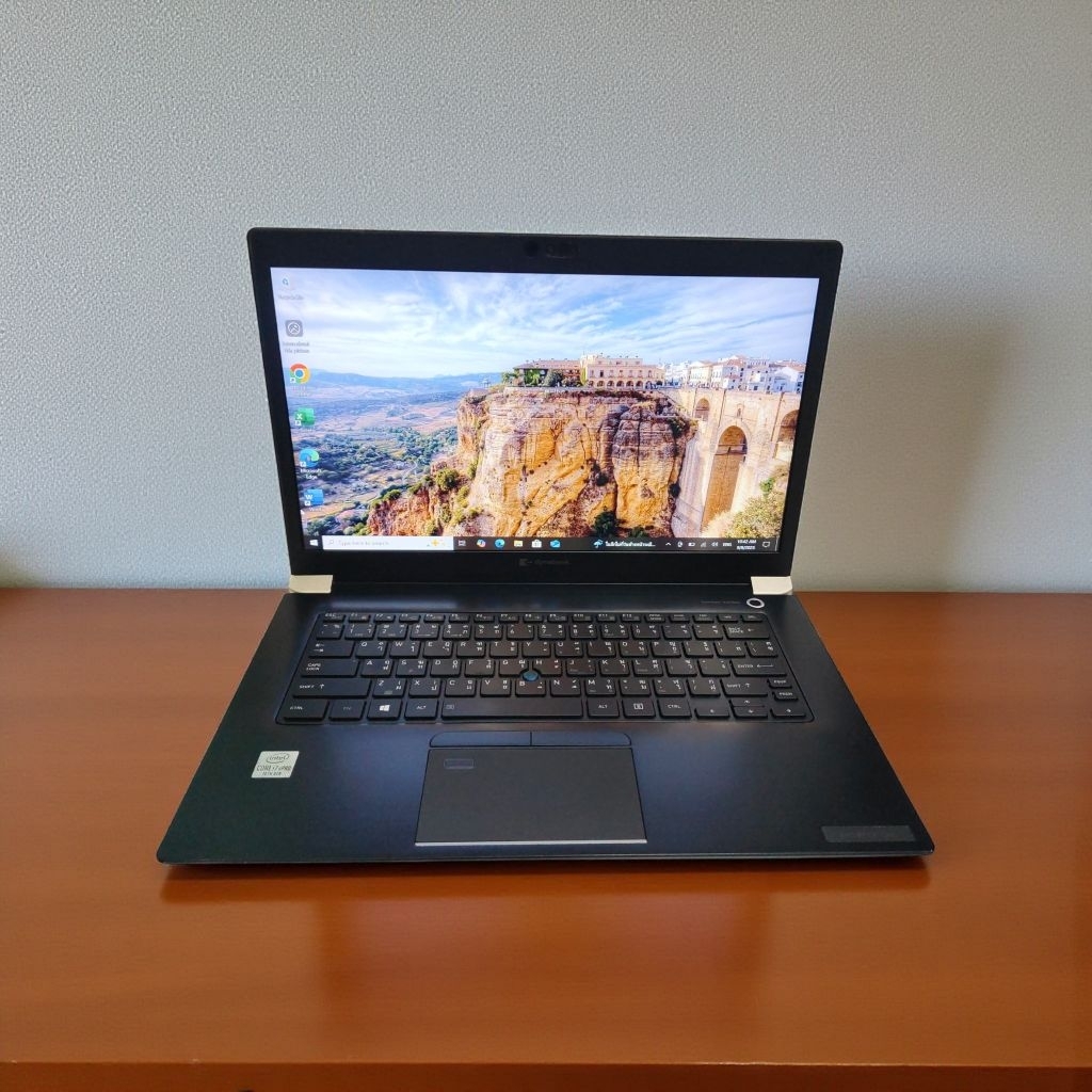 Toshiba Dynabook Core I7 GEN 10 RAM 16 GB M.2 256GB 14" FHD ทัชสกรีน

