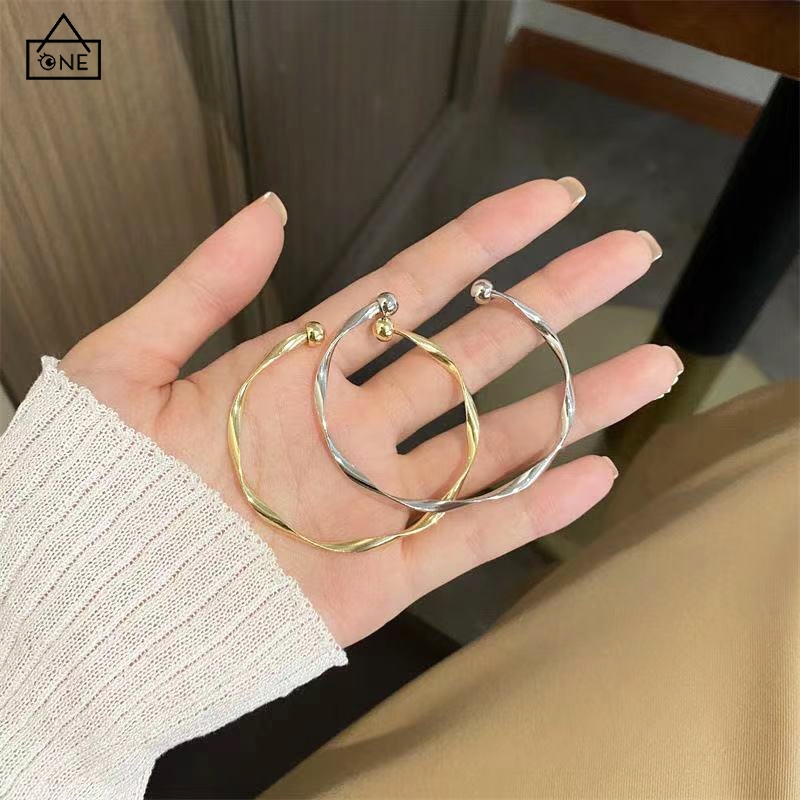 COD❤️สร้อยข้อมือเกลียวเรียบง่ายสไตล์เกาหลีเปิดปรับได้ระดับไฮเอนด์เครื่องประดับสำหรับผู้หญิง-a.one