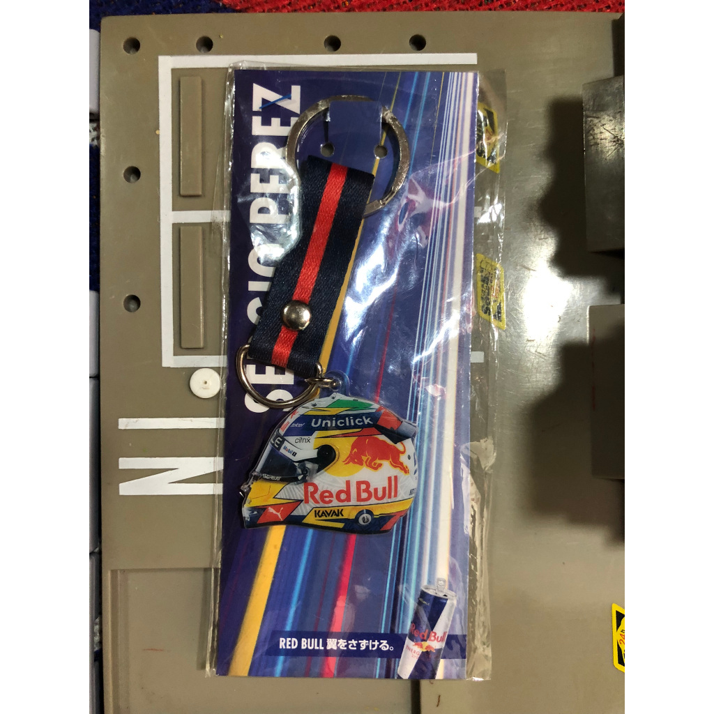 พวงกุญแจ Red Bull Racing Formula 1 Sergio Perez Helmet Keychain Japan GP Suzuka 2022   มือสองญี่ปุ่น
