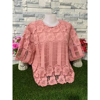 เสื้อลูกไม้สาวอวบ เสื้อลายดอก มีซับในตัว รอบอก 46-52 นิ้ว รุ่น4616-5216