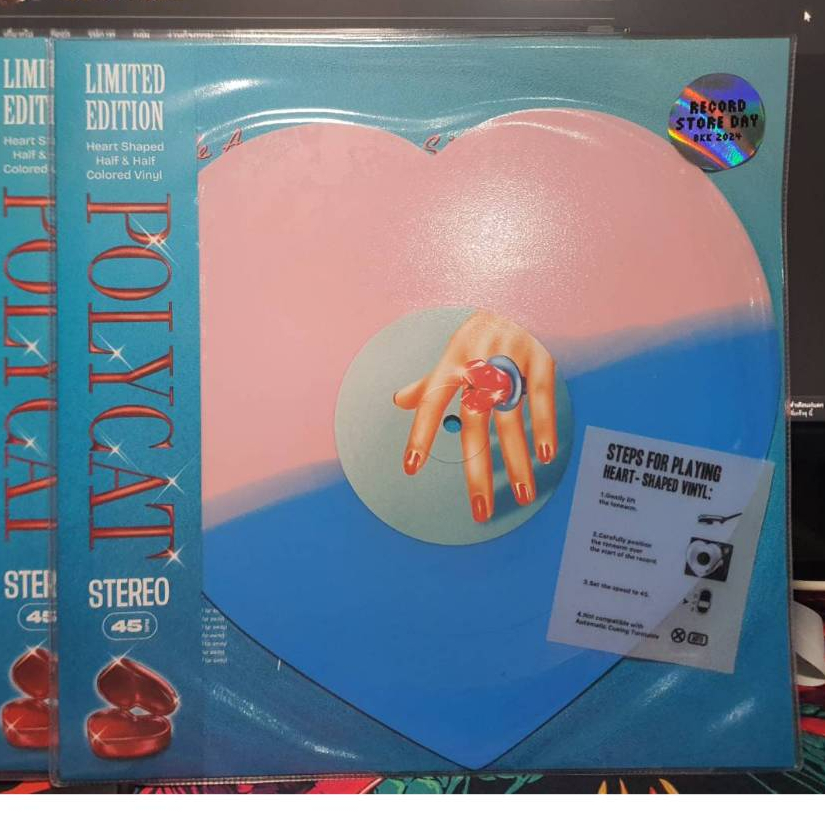 แผ่นเสียง Polycat – (Heart Shaped vinyl) Limited Edition