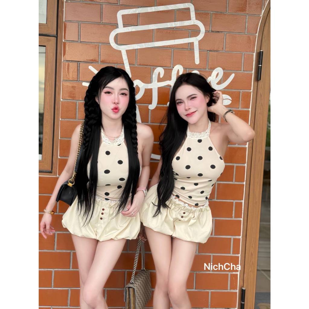 ผ้านำเข้าทั้งชุด แต่งลูกไม้เพิ่มความเซ็กซี่ แพตเทิร์นเป๊ะ  จะใส่เที่ยวคาเฟ่ หรือจะใส่ทำคอนเทนท์ ก็เลิศคร่าาาาา   Set2ชิ้