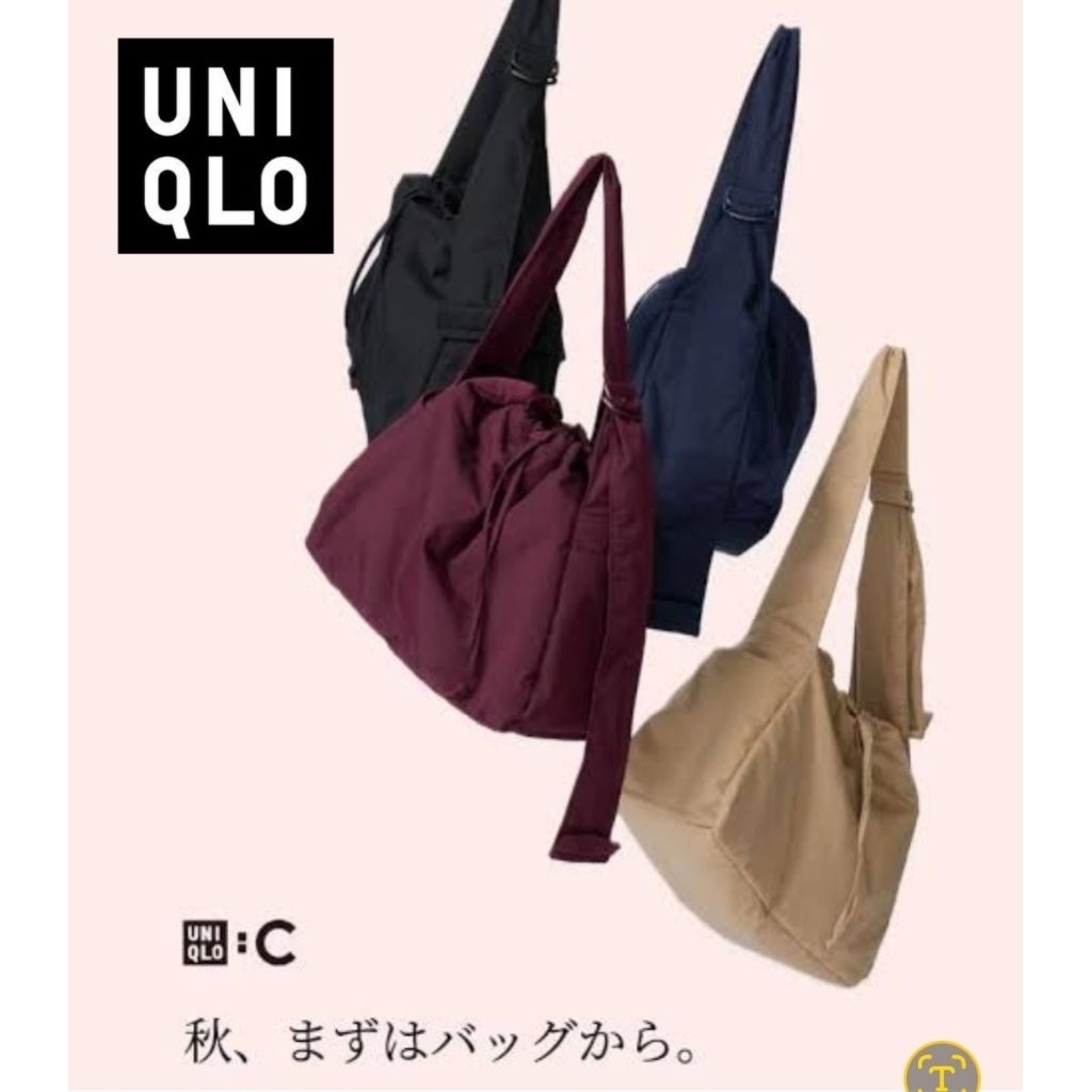 กระเป๋าuniqlosoftpufyfbag#ตัดป้าย#ไม่มีผลในการใช้งานรุ่นสุดฮิตmust/haveสายหิ้วสุดเท่สายแบกจุของเยอะมากของแท้จากโรงงาน