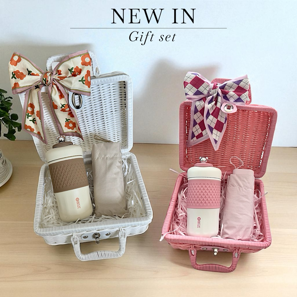 gift set กระเป๋าสาน วินเทจ แก้ว และร่ม ของขวัญ แจกวันครบรอบ ปีใหม่ ให้พนักงาน