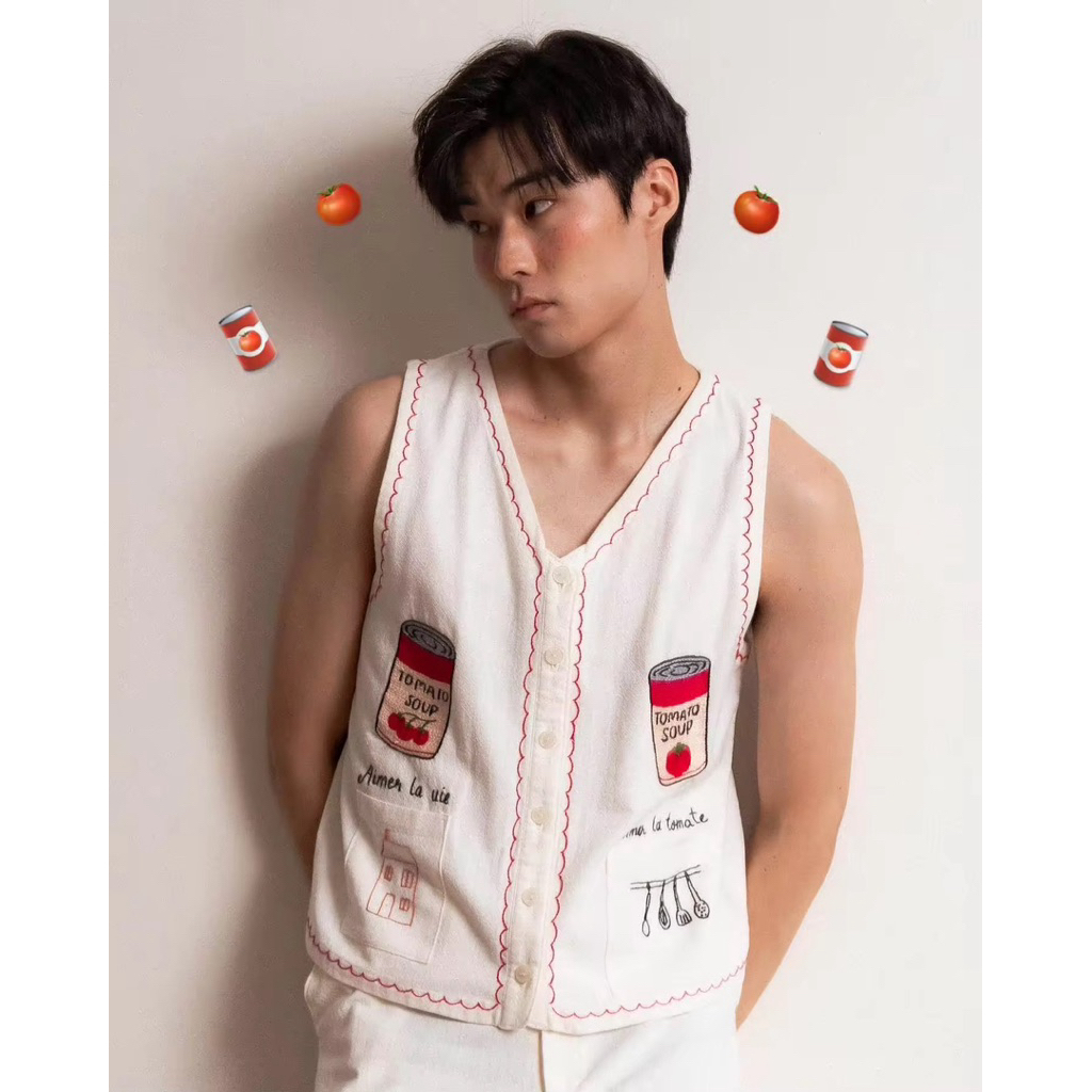 Tomato soup hand-embroidered Vest (ปักด้วยมือ)