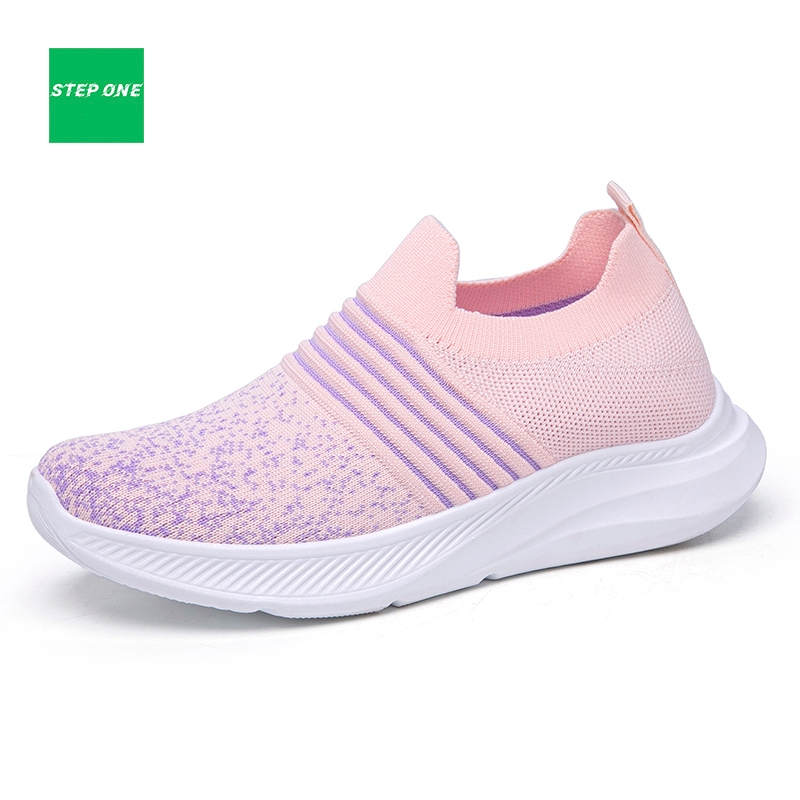 รองเท้าวิ่งผู้หญิงแบบถัก ระบายอากาศดี น้ำหนักเบา ทรงเตี้ย (Low Top)