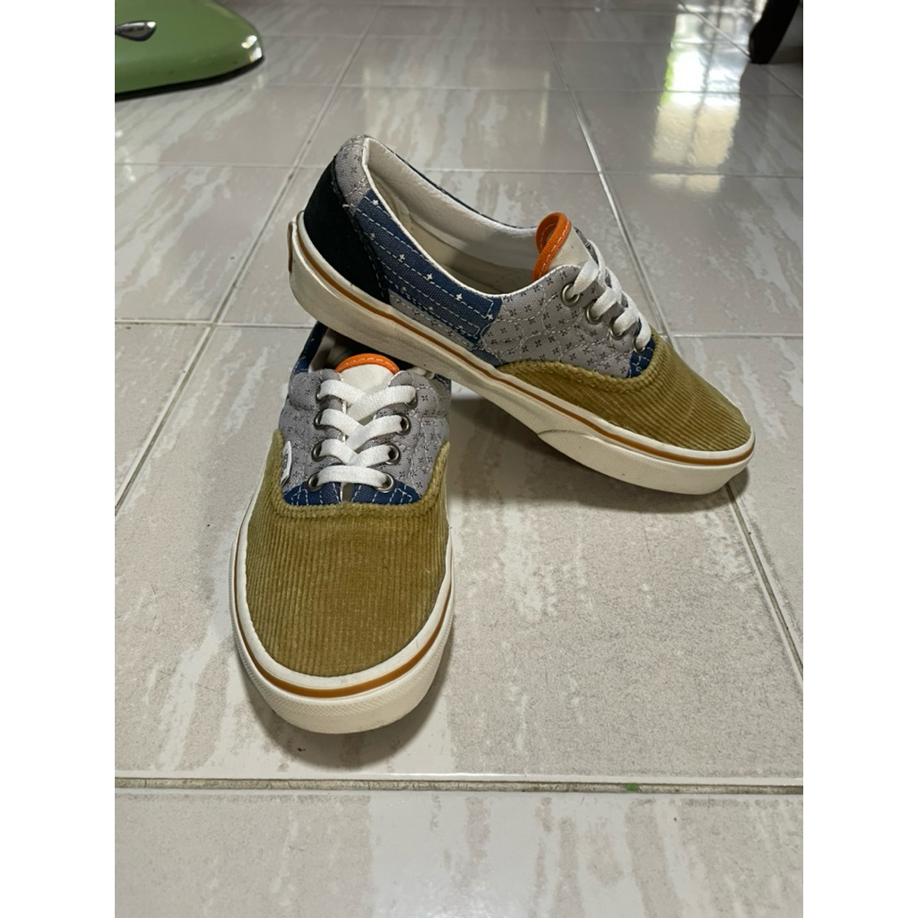 รองเท้าvansมือสองพร้อมส่ง