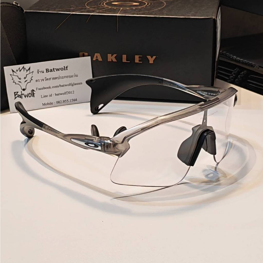Oakley Stunt Devil แว่นวิ่ง แว่นกิจกรรม กระชับยอดเยี่ยม สายกิจกรรมแนะนำเลย กันแดดยูวี400