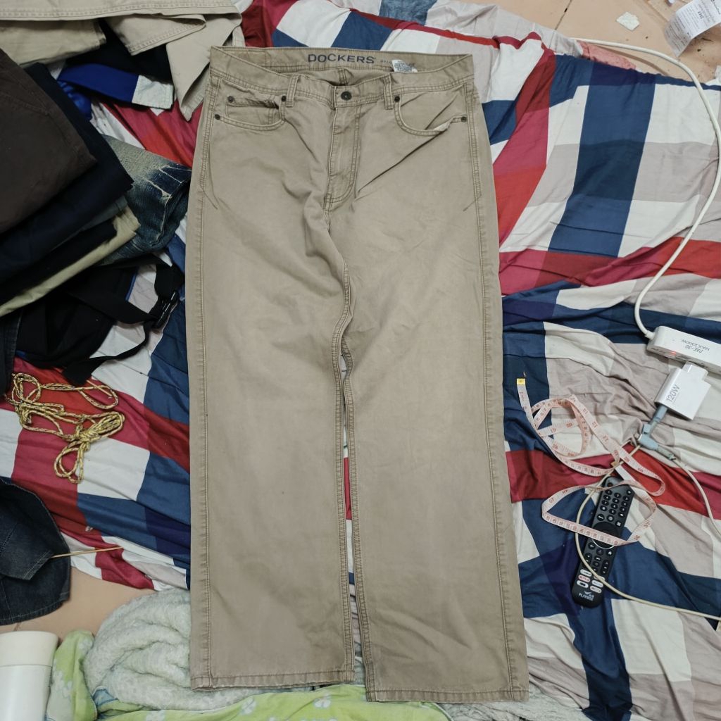 ขาย 590​ บาท Dockers เอว 34 ยาว 40