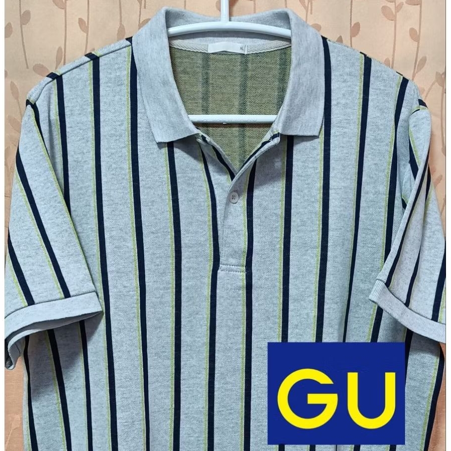 GU เสื้อยืดคอปก เทาลายทาง มือสองสภาพดี