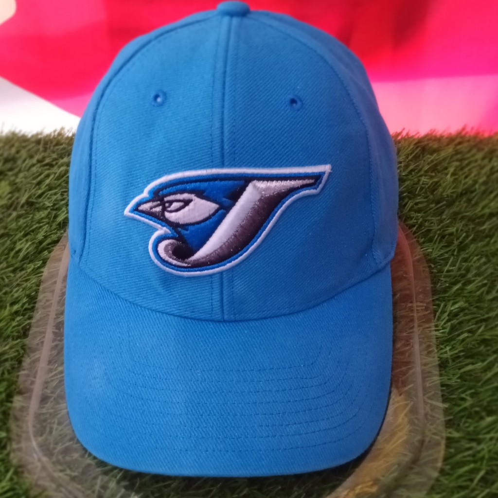 MLB Toronto Blue Jays baseball cap. 47 Twins Enterprise. adjustable size. (discolour on peak/wing se