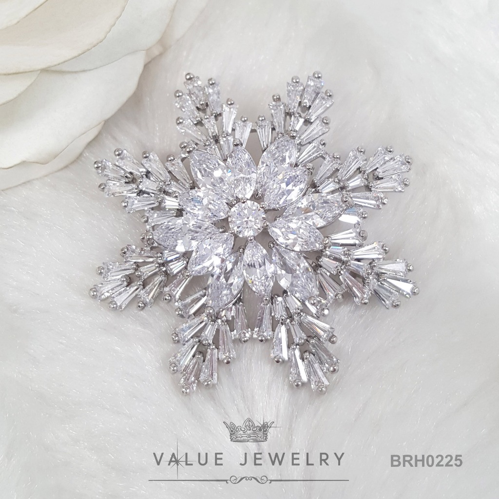 เข็มกลัด ฝังคริสตัลแท้ ลายหิมะ ขนาดพอเหมาะ เครื่องประดับ BRH0225 ValueJewelry