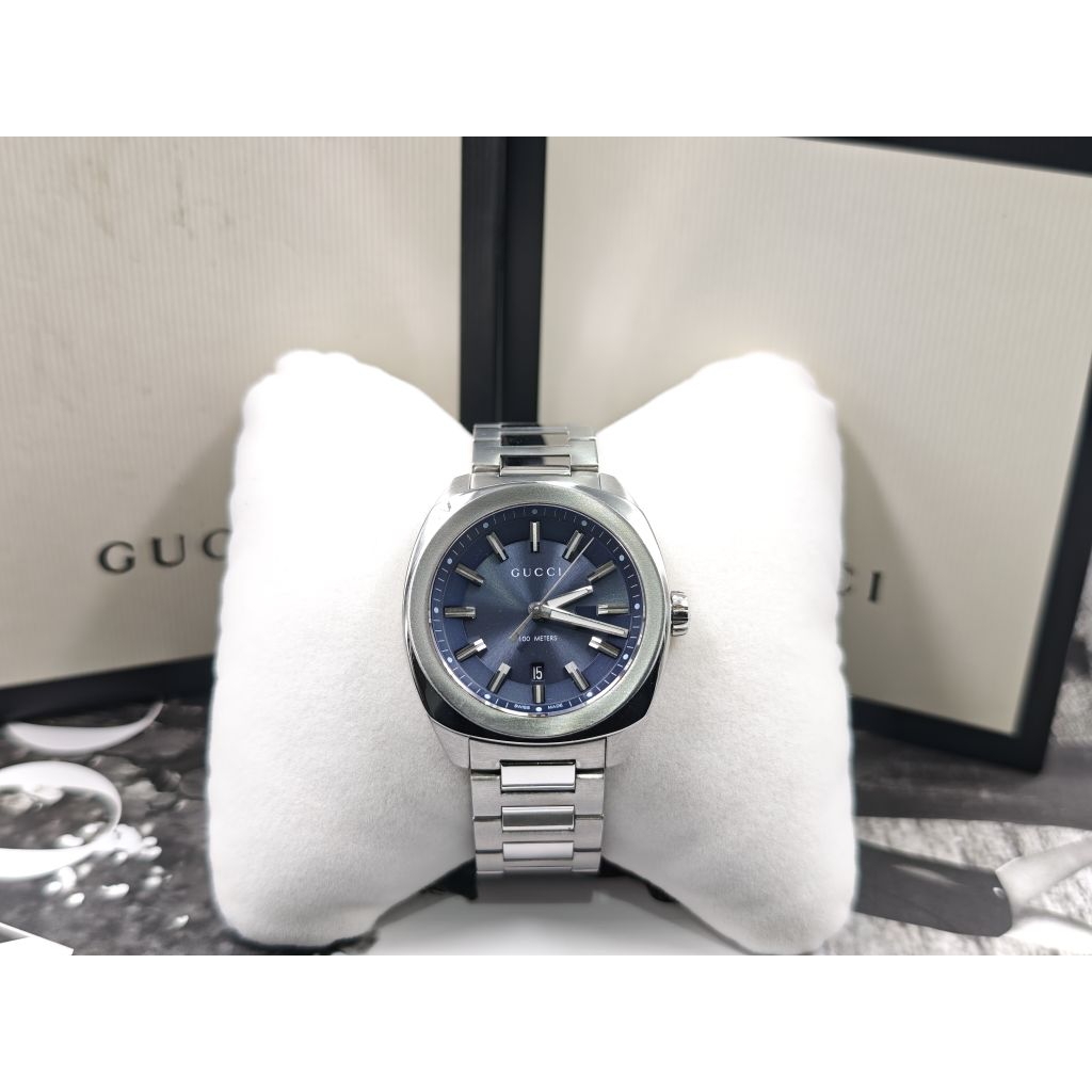 Gucci  GG2570  watch