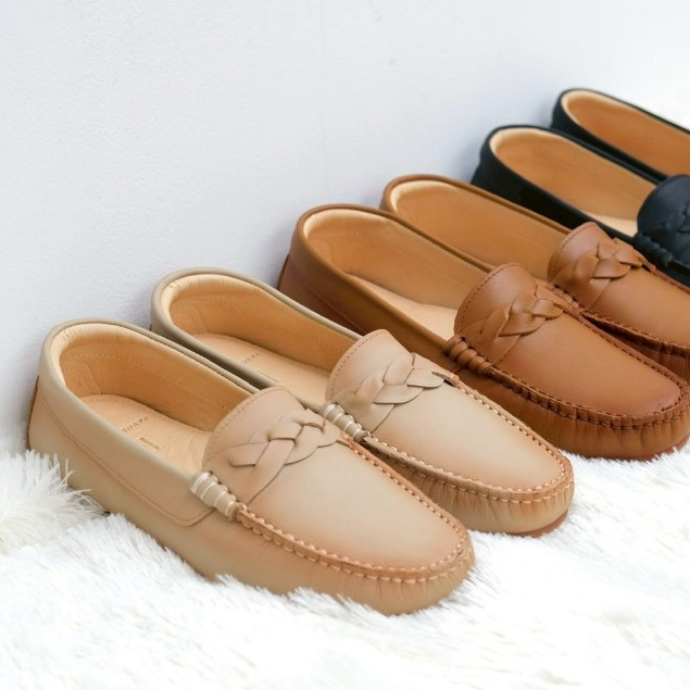 พร้อมส่ง | Tod's Braids (Favorite shoes by Picha)