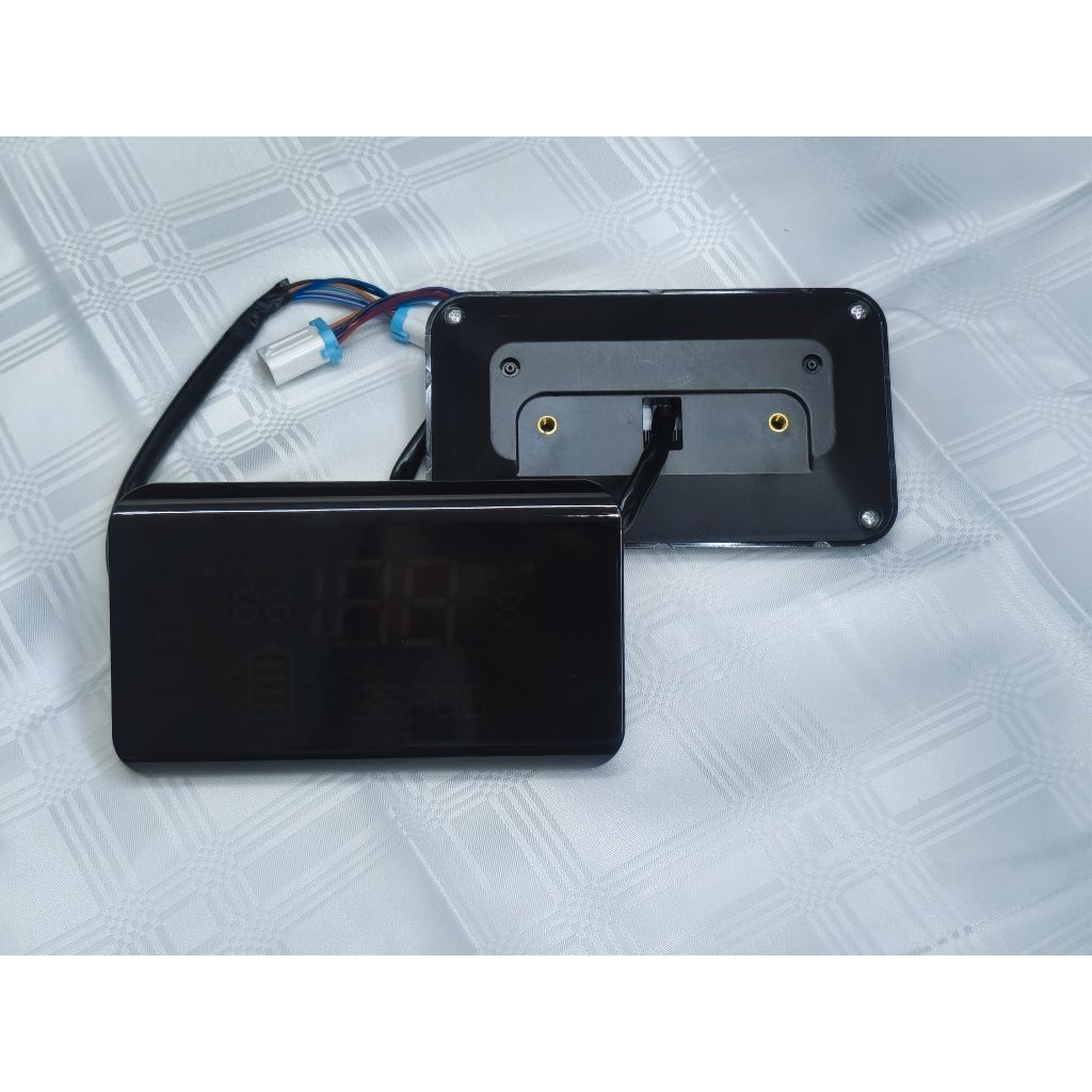 หน้สจอไมค์3หลักรถไฟฟ้า [ SKS Z2 Gan2 / E2 Smart / AJ C-lion /Max1 /Strom Gorlila /SE-004 ] หรืออื่นๆ