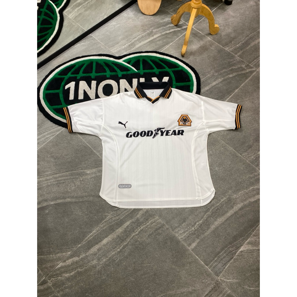 Wolver Away 1999-2000