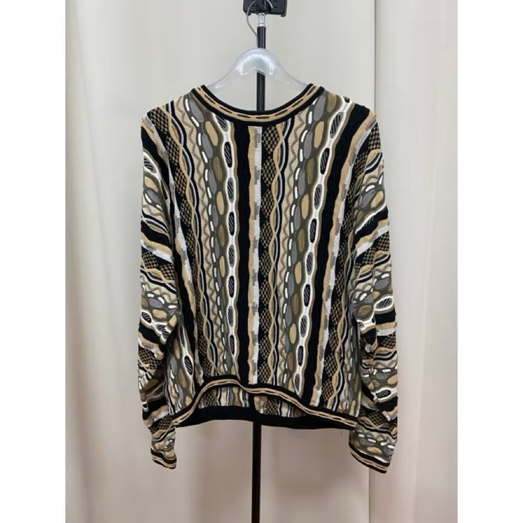 เสื้อ Vintage Tundra for Bachrach Sweater Coogi Style Textile 90s  มือ2 อก 22นิ้ว ยาว 25นิ้ว ราคา 30