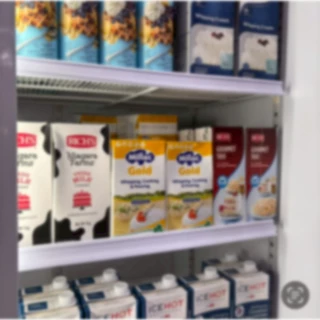 วิปปิ้งครีมริชส์ ไนแองการา ฟาร์ม เฟรช มิลค์ ทอปปิ้ง 1kg Rich's Niagara Farms Fresh Milk Topping (เฉพาะส่งทันที)