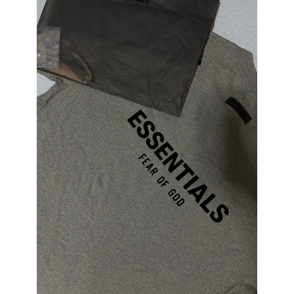 Essentials เสื้อยืดมือสอง  ไซส์ L