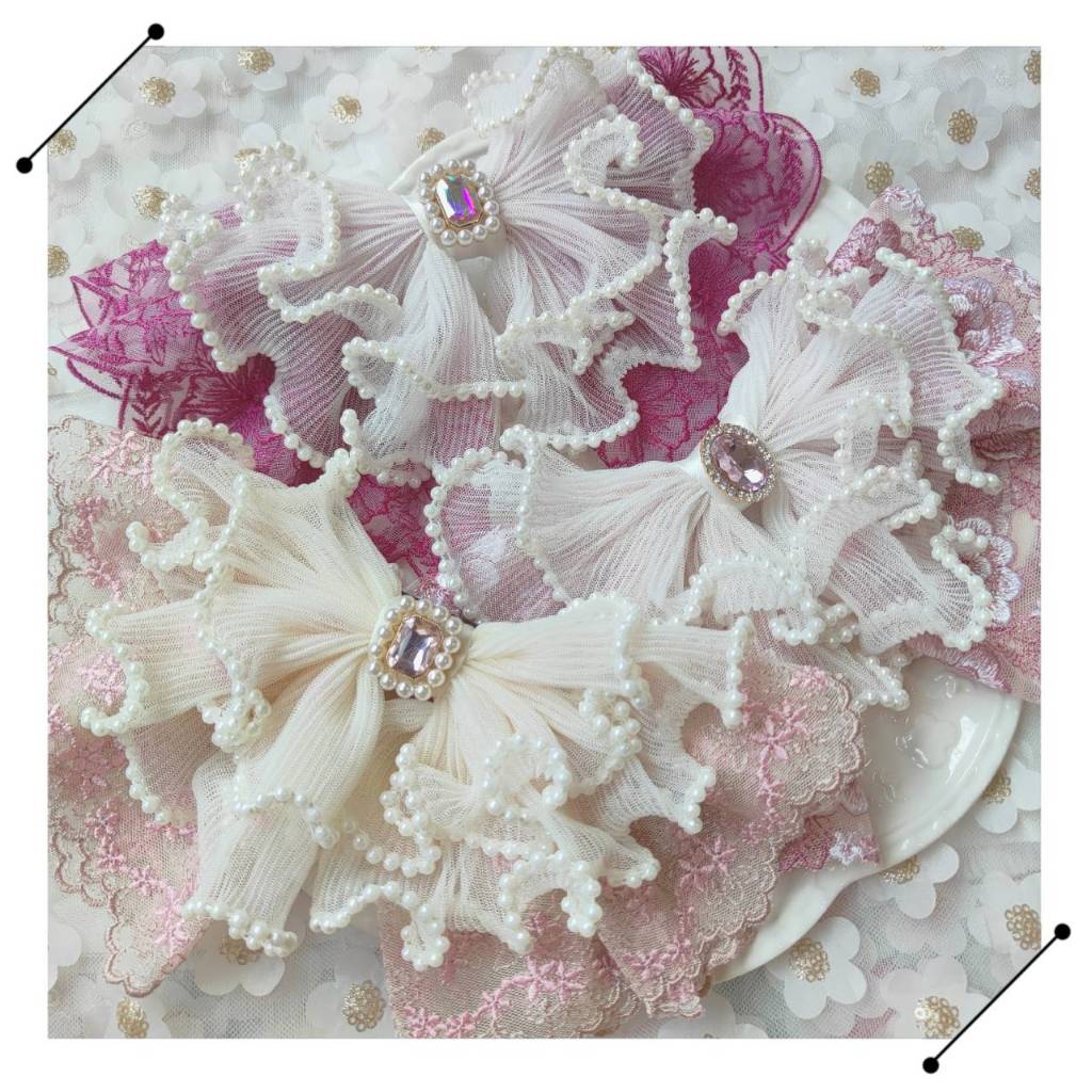 A Dream (11สี 𝙉𝙀𝙒 ) กิ๊บสปริงโบว์ลูกไม้ระบายมุก2ชั้นโทนชมพูฟ้า แต่งจี้สวยเด่น กิ๊บไซร์L 10ซม. (พร้อมส่ง )