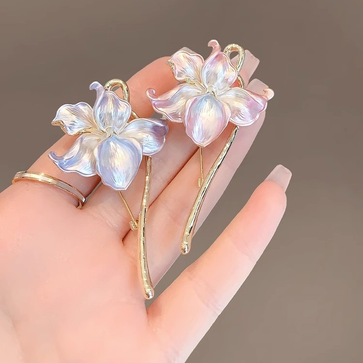 🧚‍♀️พร้อมส่งจ้า🧚‍♀️เข็มกลัด เครื่องประดับ ใส่กับอะไรก้อสวย ไม่ว่าจะเป็นเสื้อสูท ชุดไทย ชุดราตรี งานสวยมากกก