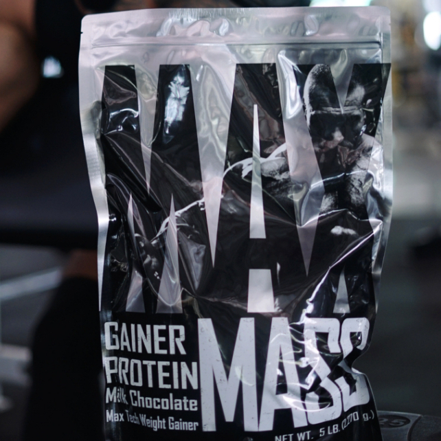 MAX MASS ขนาด 2.2.LBS  1 kg. สูตรเพิ่มกล้ามเนื้อ กล้ามเนื้อไวขึ้น1000% V25