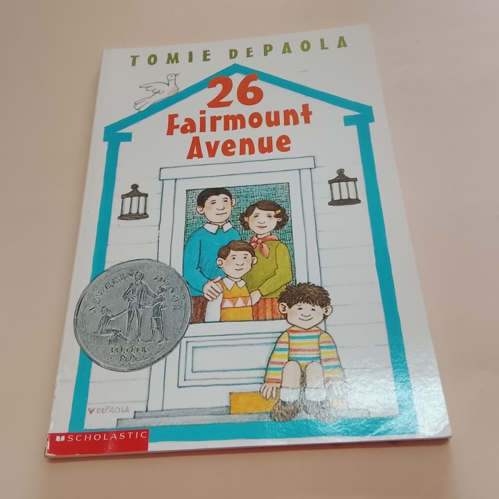 1 #วรรณกรรมรางวัลมือสอง : 26 Fairmount Avenue