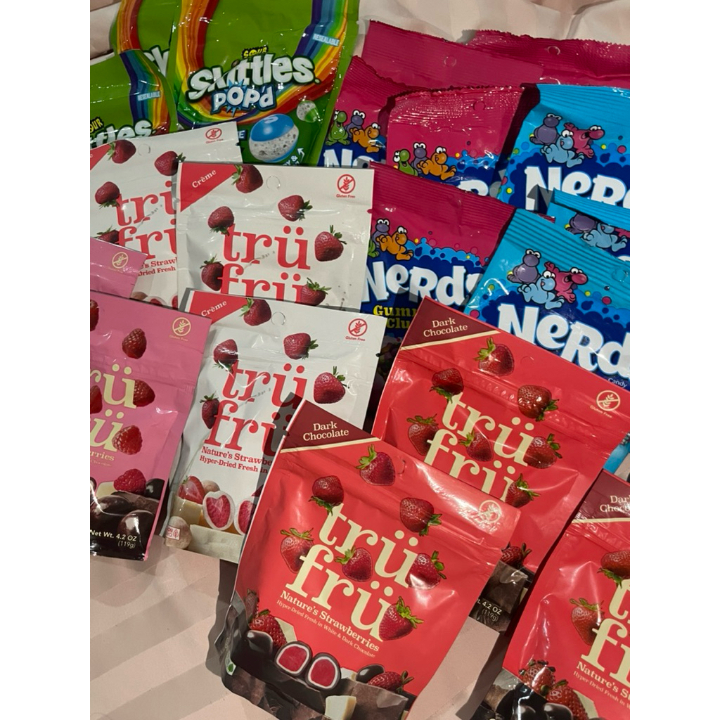 รวมขนมฮิตจากอเมริกา 🇺🇸❤️ trü frü(ผลไม้ฟรีซดราย), Nerds gummy clusters, Skittles pop’d (sour)