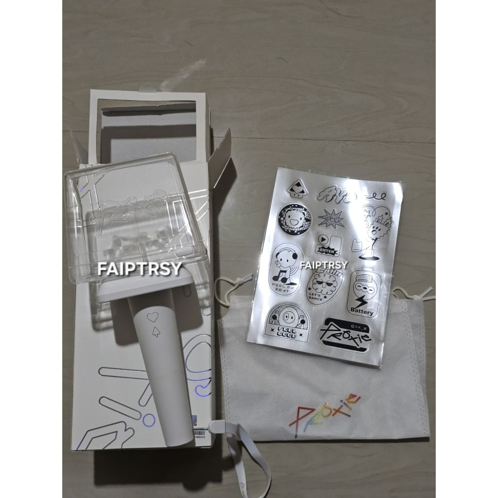 แท่งไฟ PROXIE มือสอง เคยใช้แค่สองครั้ง ของครบ