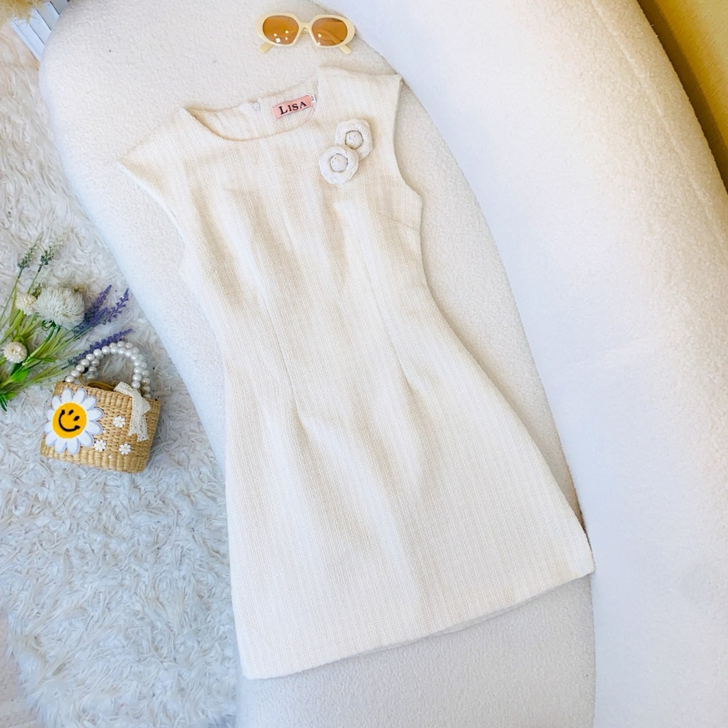 [LISA] A1195 ชุดเดรสกระโปรงคอกลมแขนกุดดีเทลแต่งเข็มกลัดดอกไม้ เรียบหรู\ ใส่ออกงาน ดินเนอร์ คาเฟ่