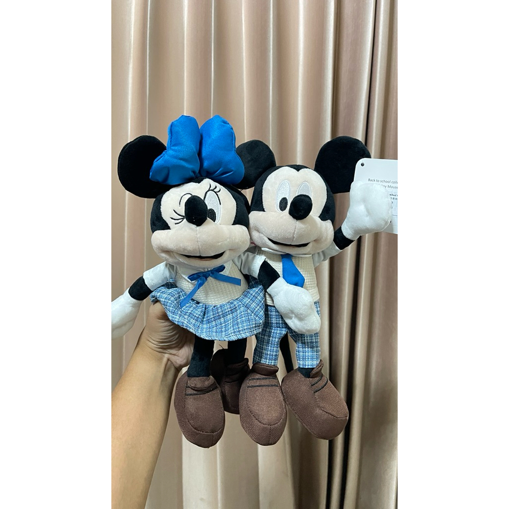 พร้อมส่ง ตุ๊กตามิกกี้ มินนี่ ขายเป็นคู่เลยค่ะ ไม่แยกกันน้าา ของแท้ มีป้าย ขนาด 9-12 นิ้ว