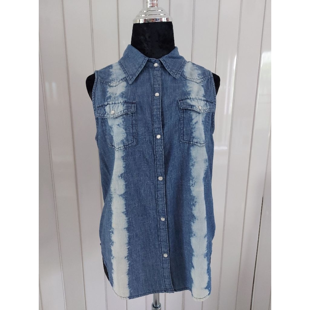 SH91 เสื้อเชิ้ต แขนกุด มือสอง