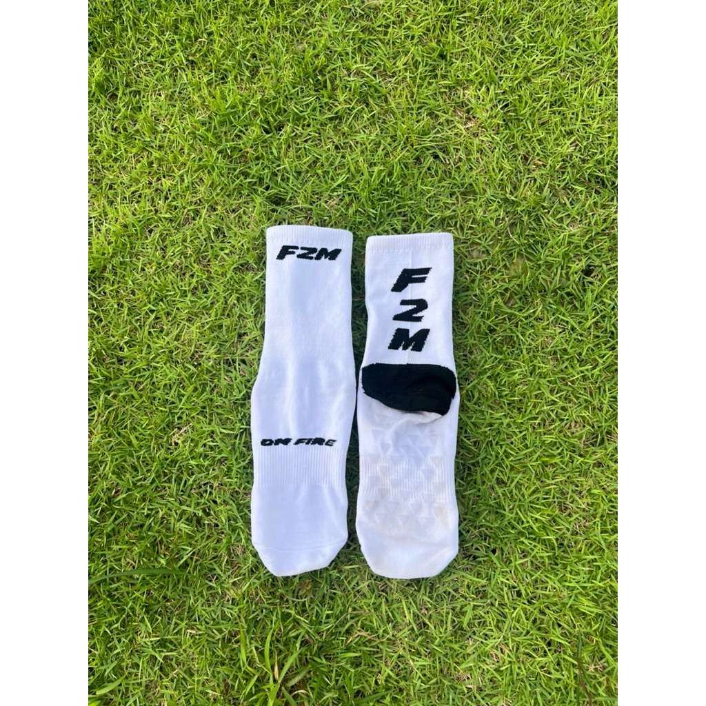 F2M BASICSOCKS ถุงเท้ากันลื่นแบบบาง